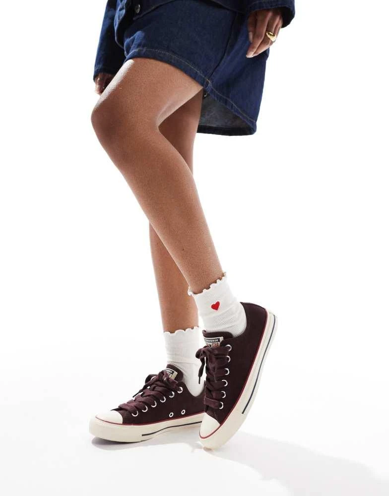 Converse Converse Chuck Taylor All Star Ox trainers in burgundy with trim 1