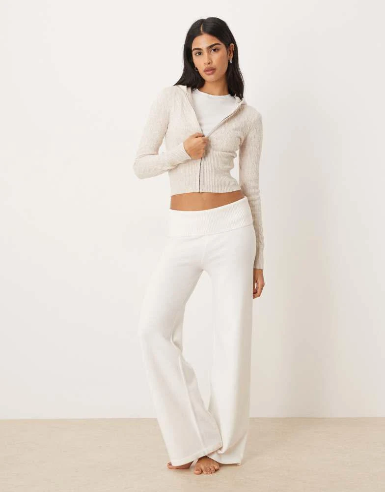 HOLLISTER Gilly Hicks lightweight cable knit zip sweater mix 
match in cream 4