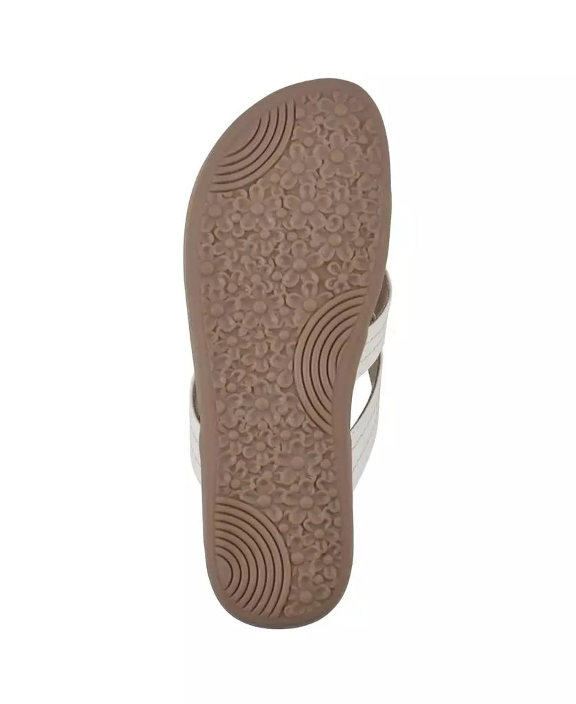 White Mountain Women's Fateful Thong Sandal 5
