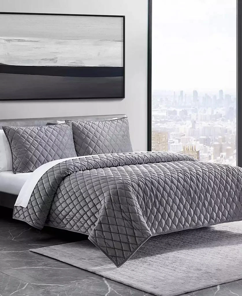 Vera Wang Diamond Velvet 3 Piece Quilt Set 1
