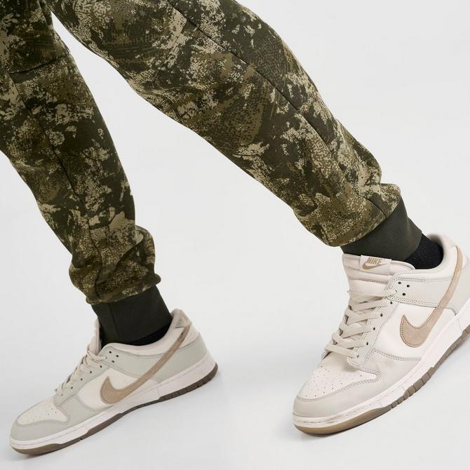 nike tech fleece camo pants