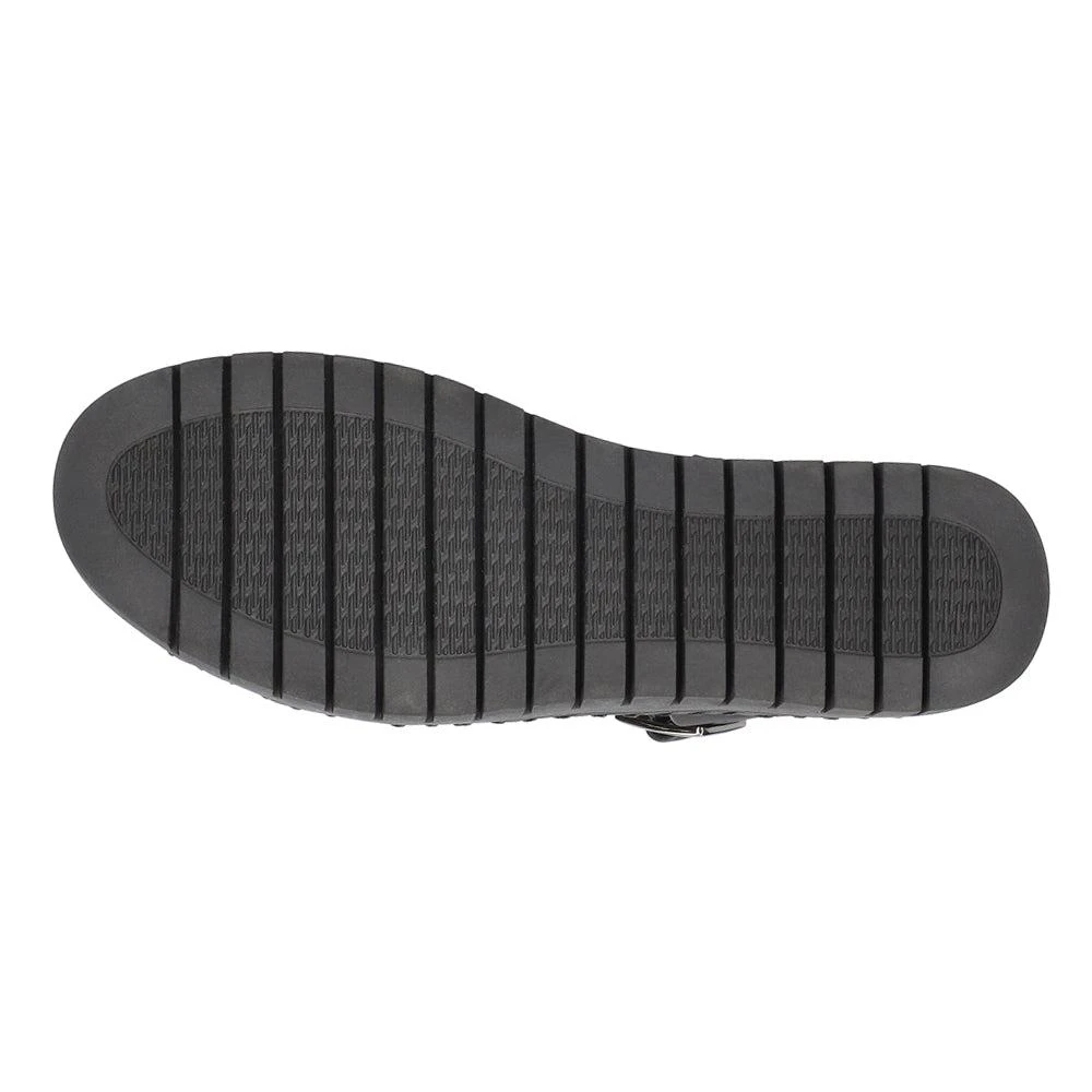 Easy Street Denalize Flat Sandals 5