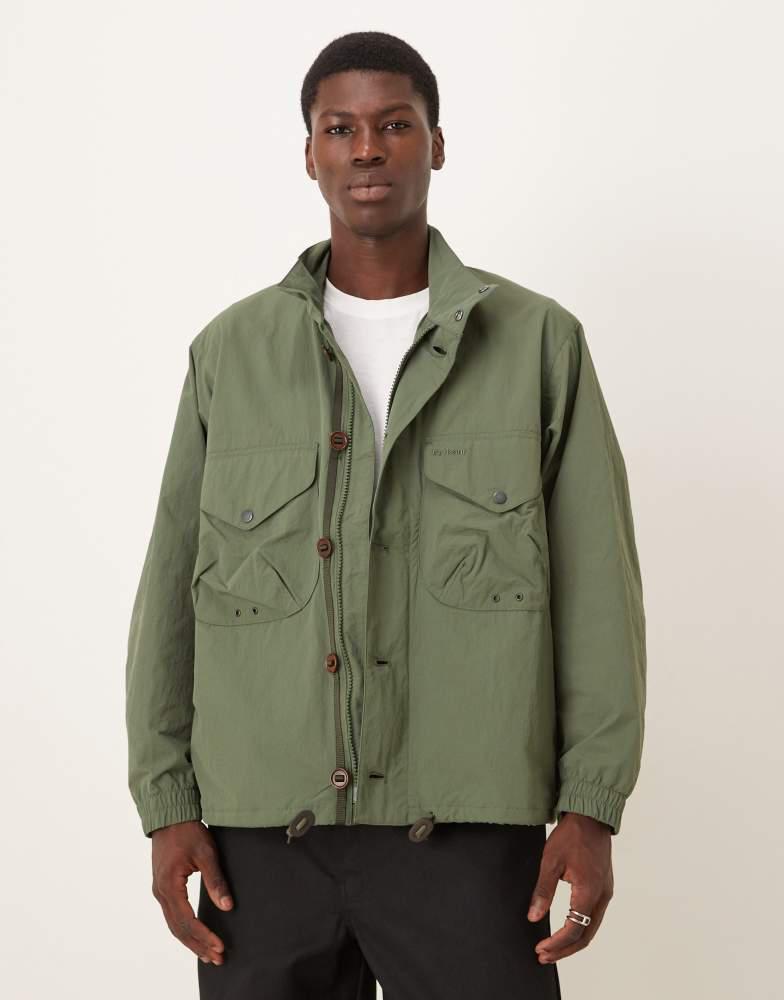 Barbour Barbour short showerproof jacket in green