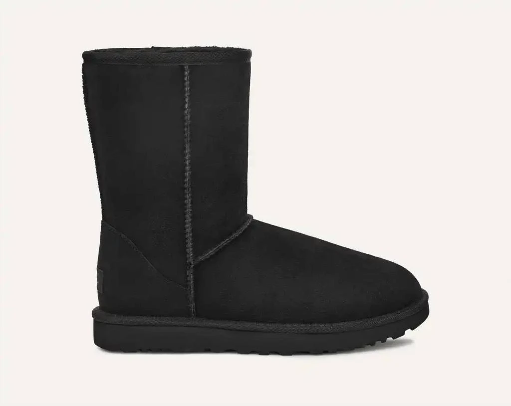 UGG Ugg - Women
s Classic Short II Boot