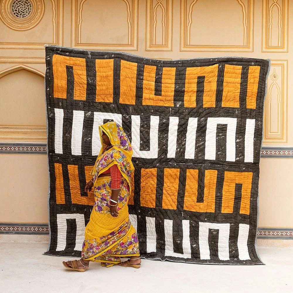 CQC LA Midnight Moon Quilt Set, King 2