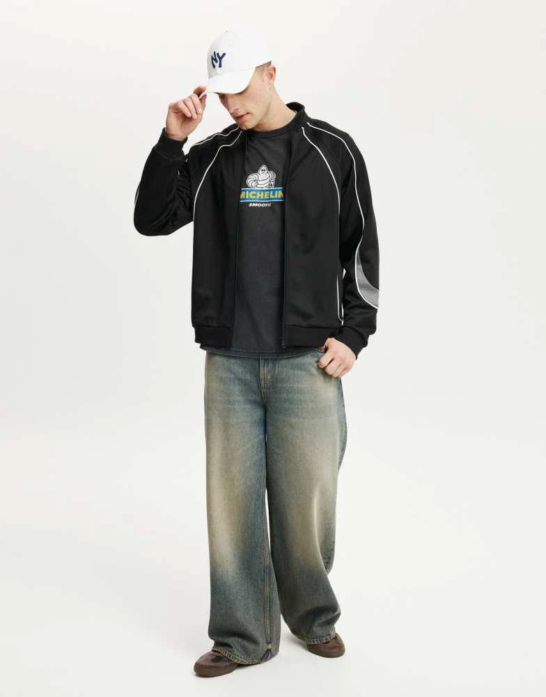 Cotton:On Cotton:On Loose fit michelin t-shirt in black 2