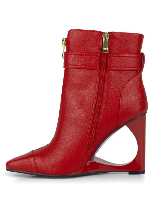 Lady Couture Skylight 96MM Cut-Out Heel Boots 7