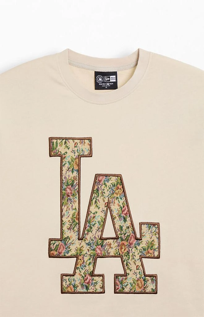 New Era LA Dodgers Embroidered Floral T-Shirt 2
