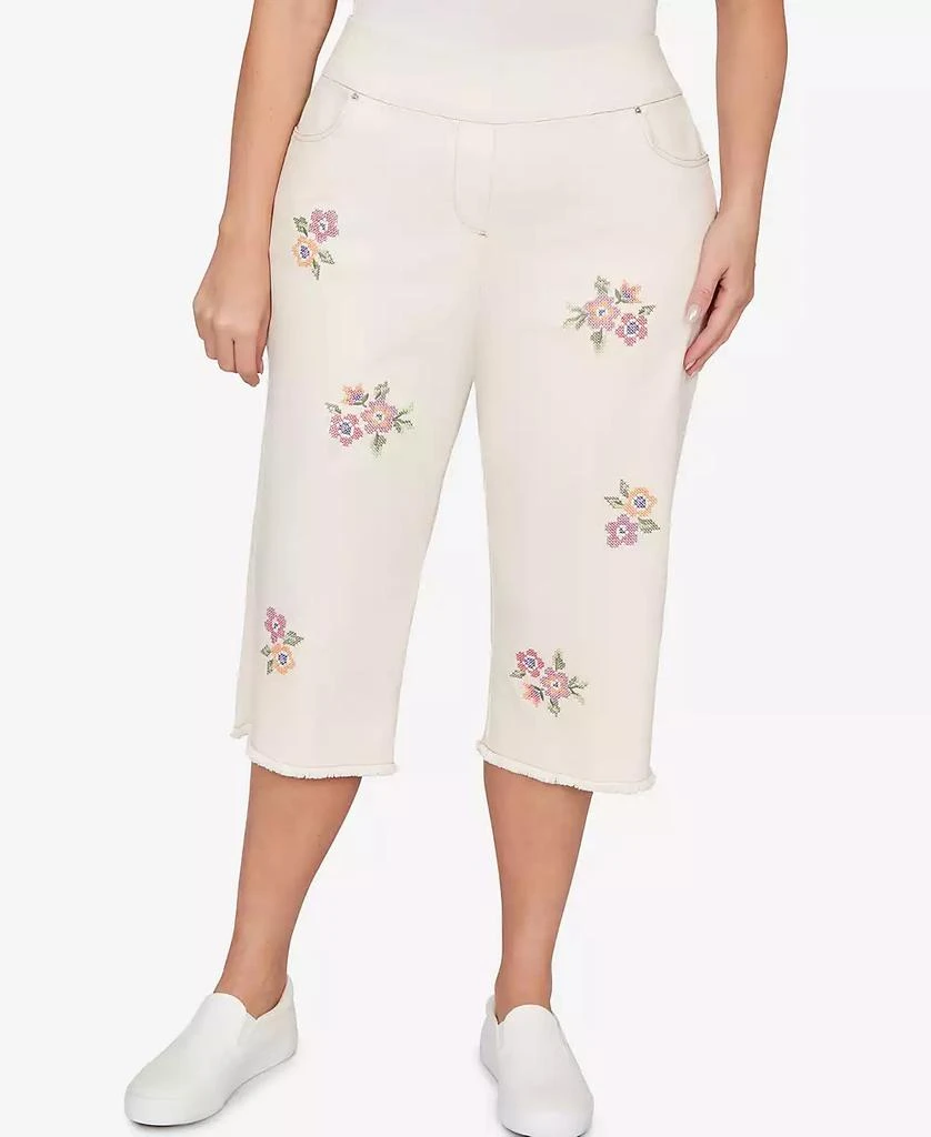 Alfred Dunner Plus Size Beachcomber Floral Cross Stitch Super Stretch Denim Capri Pants