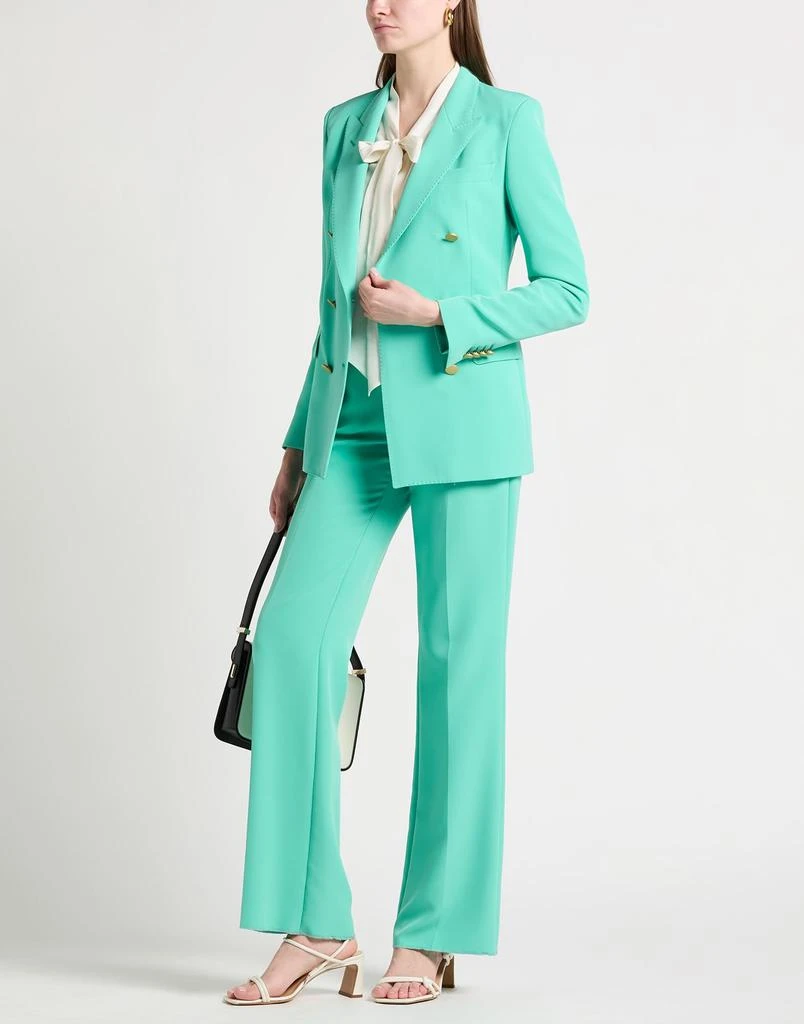 TAGLIATORE 02-05 Suits
Sets 2