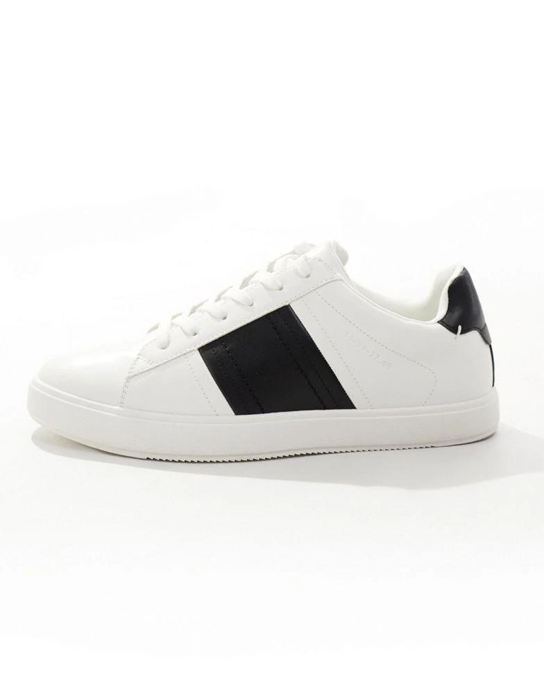 River Island River Island stripe trainers in white 2