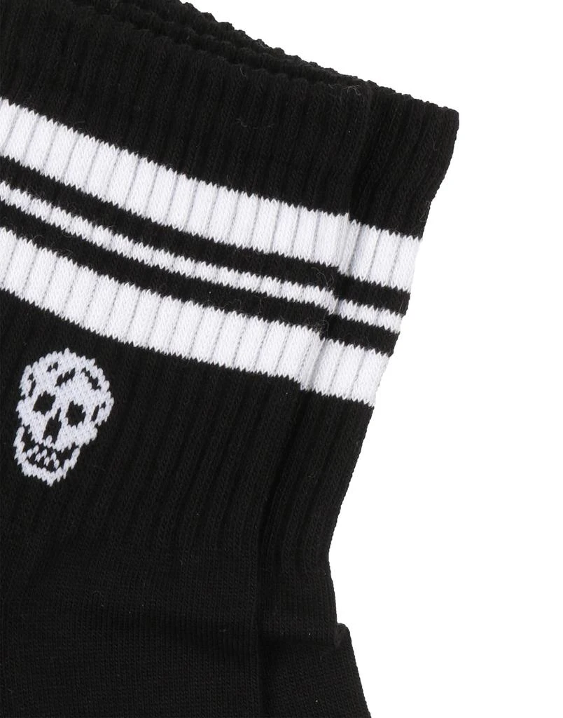 McQueen Socks & tights 2