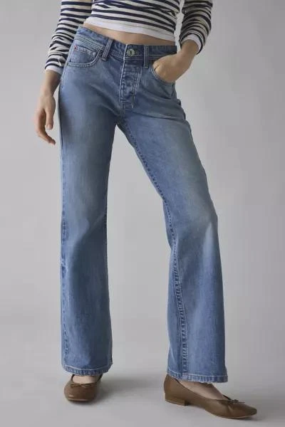BDG BDG Teo Relaxed Low-Rise Bootcut Jean 3