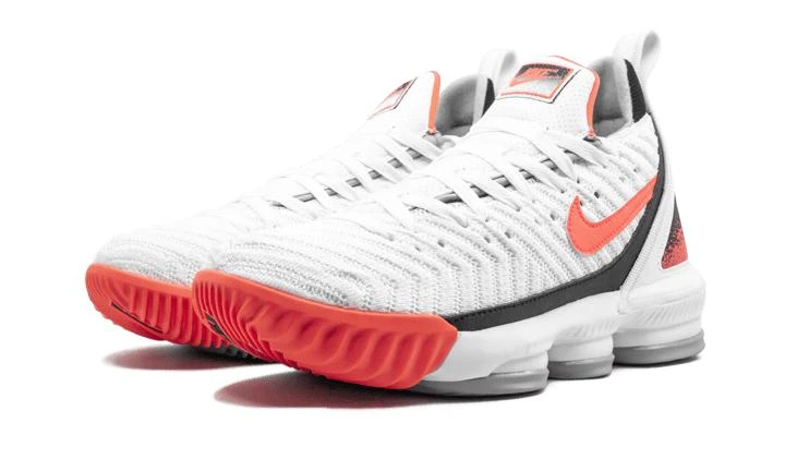 NIKE Nike LeBron 16 3