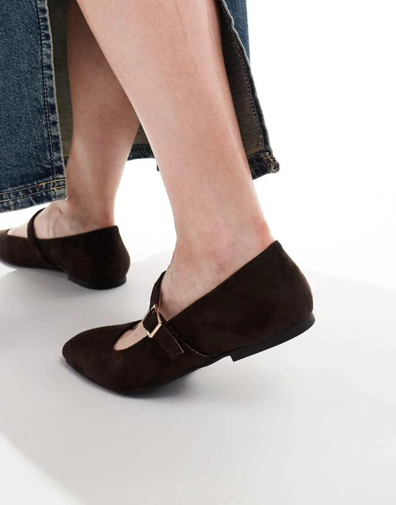 ASOS ASOS DESIGN Wide Fit Lottie Mary Jane ballet in brown 4