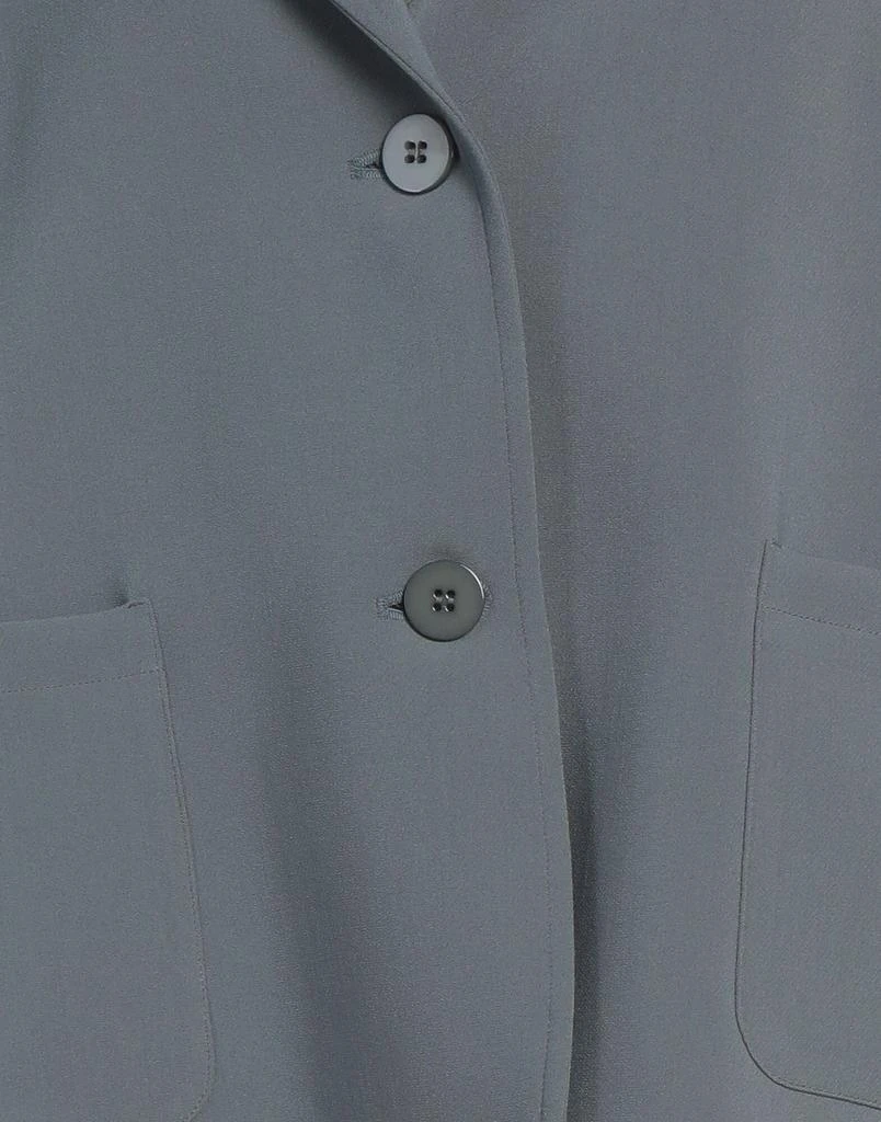 NIŪ Blazer 4