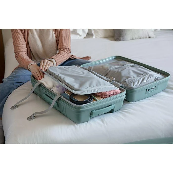 Samsonite Elevation™ Plus Carry On Spinner Suitcase 22 x 14 25