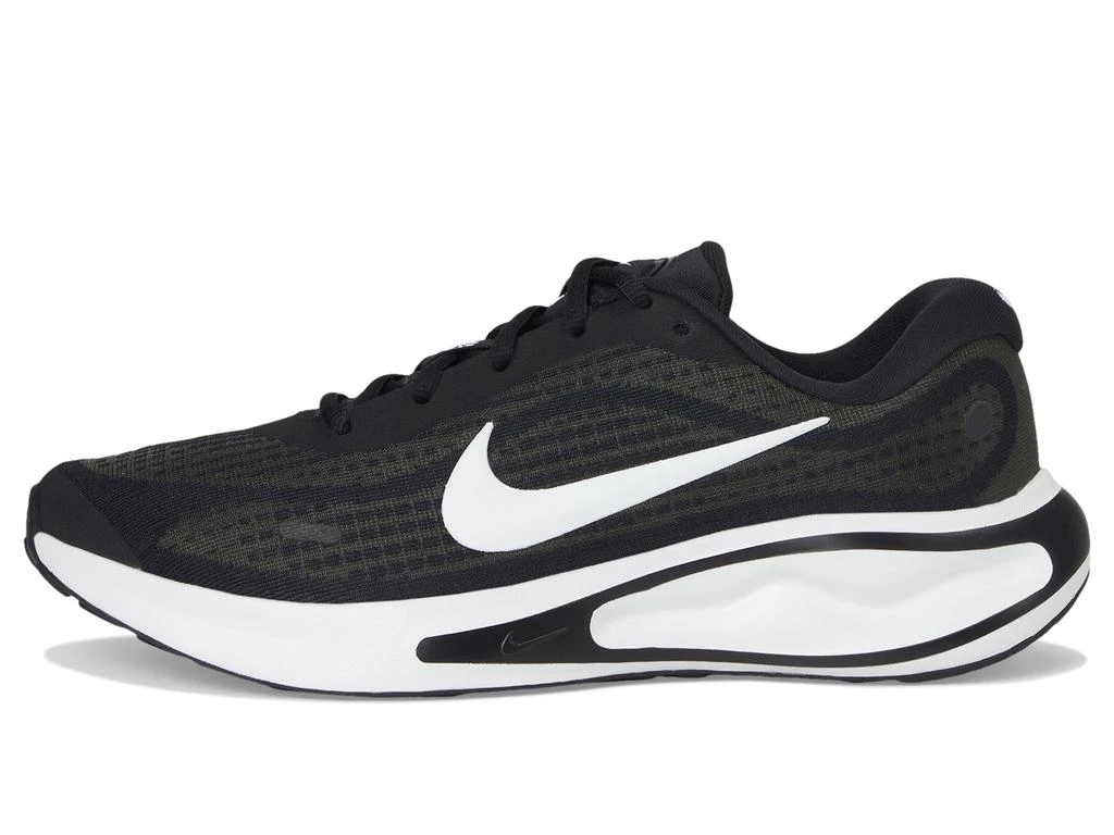 NIKE Journey Run 4