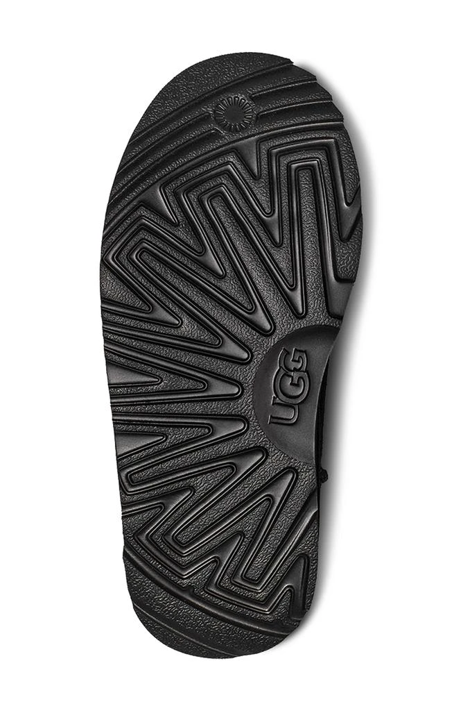 UGG KIds
 Classic Ultra Stretch Mini Boot 5