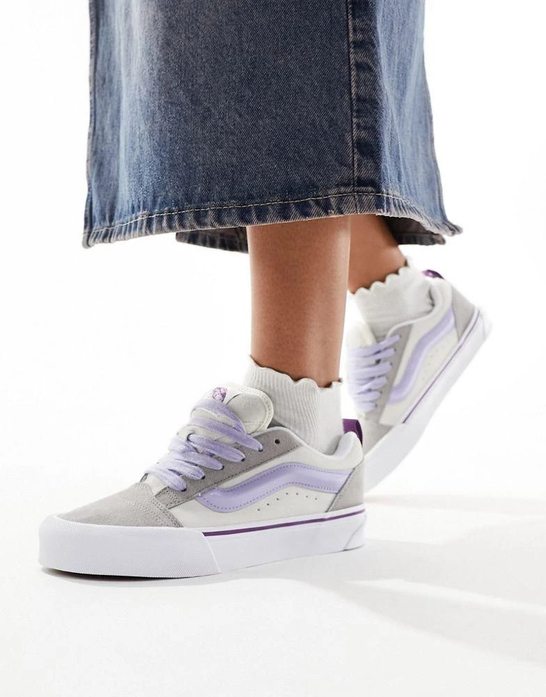 Vans Vans Knu Skool trainers with purple laces in grey and white