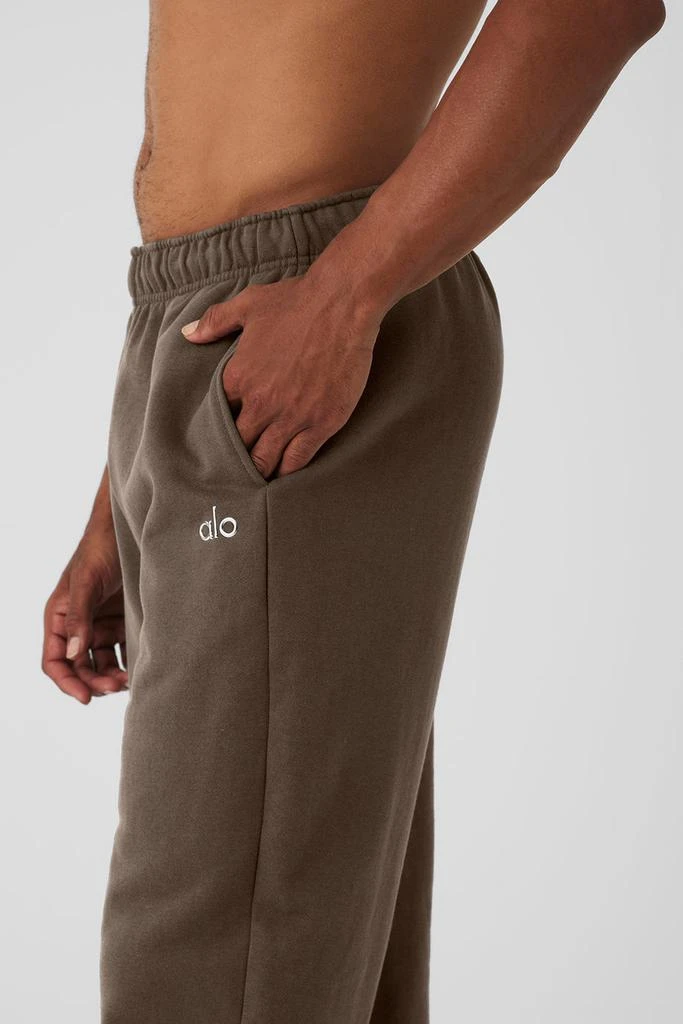 Alo Yoga Accolade Sweatpant - Olive Tree 4