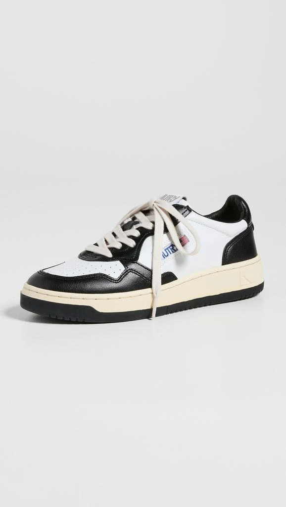 Autry Medalist Sneakers