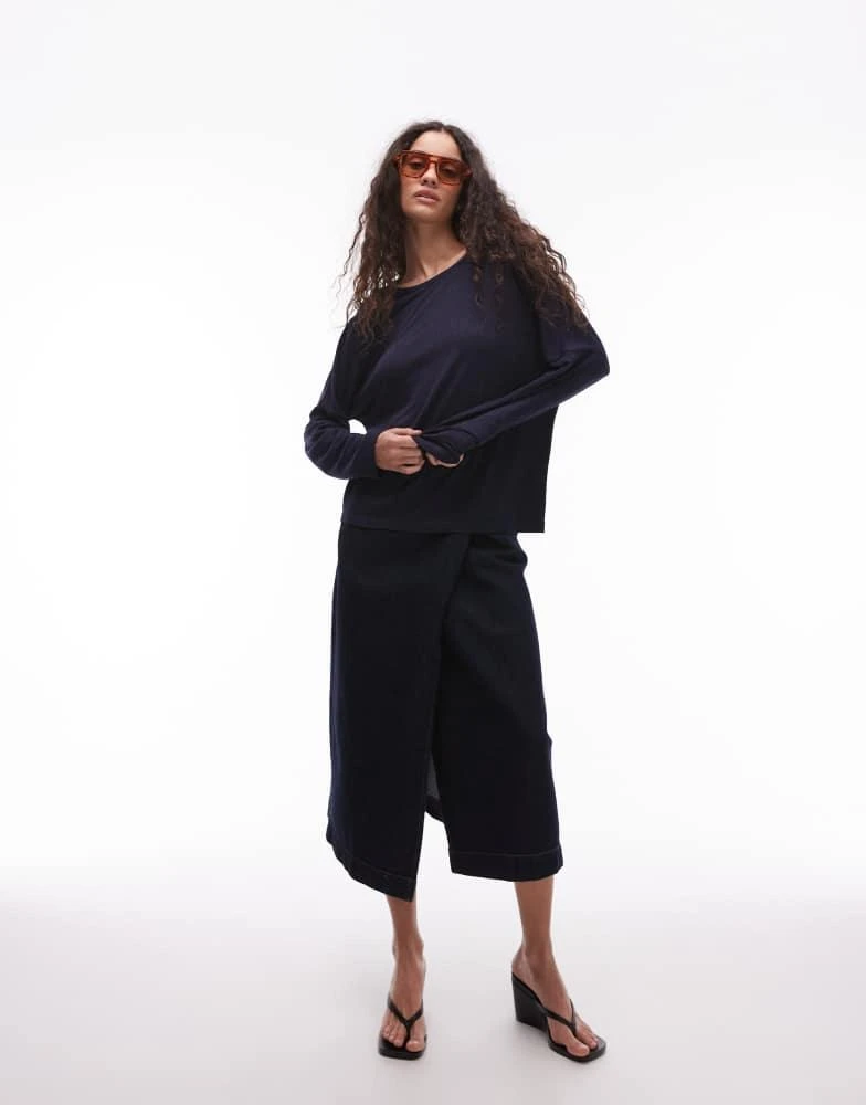ARKET ARKET linen blend relaxed top with seamed long sleeves in navy blue 2