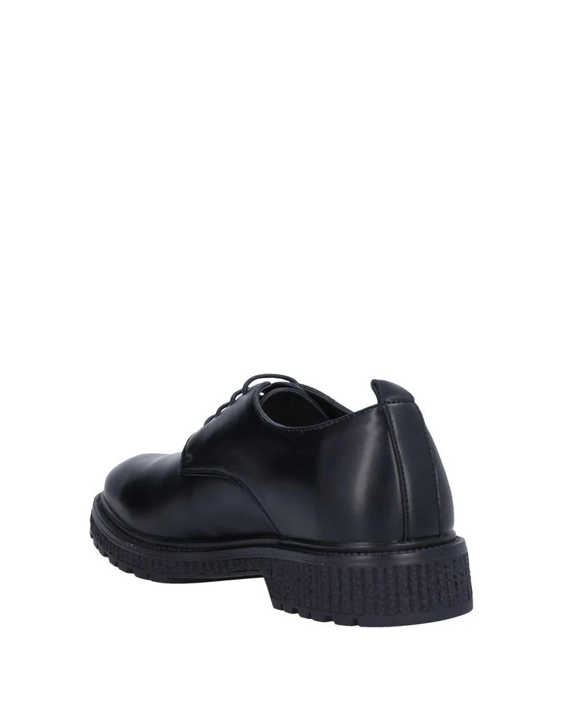 TSD12 Laced shoes 3