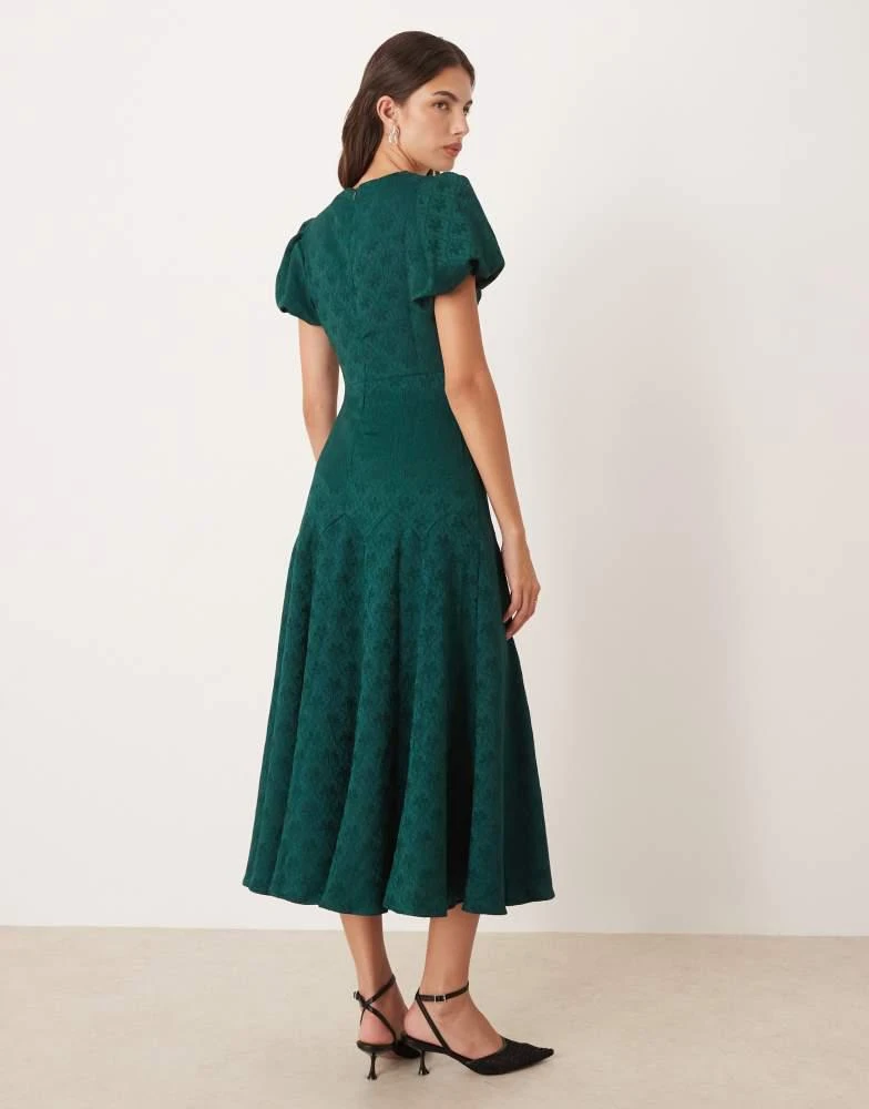 Shop Sister Jane godet jacquard midi dress in emerald green on Sale at  BeyondStyle  Get 50% Off Sister Jane godet jacquard midi dress in emerald  green with Limited-Time Flash Deals, Exclusive