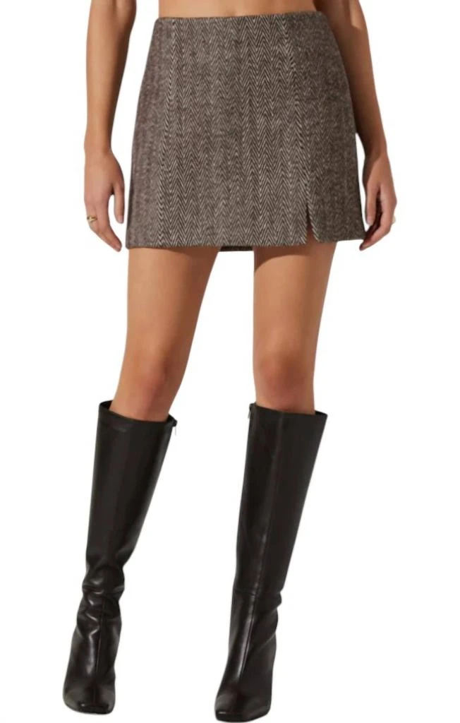ASTR Covina Skirt In Brown Herringbone 1