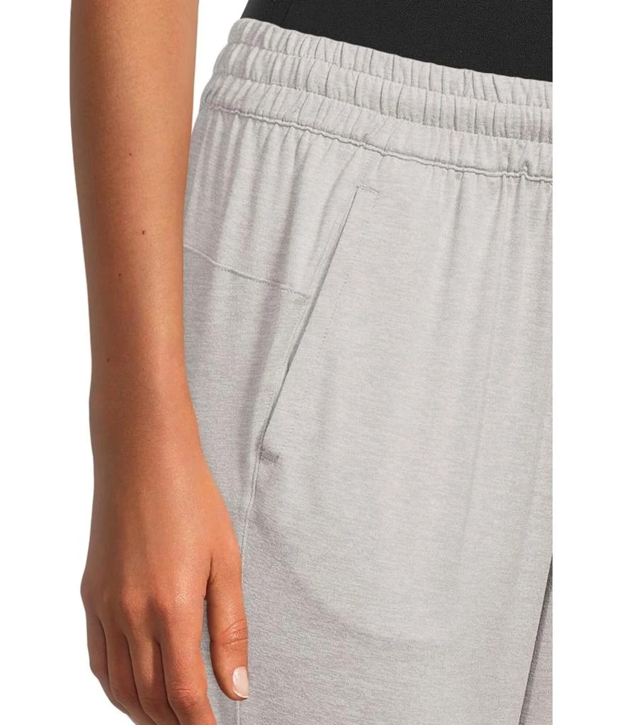 Brooks Luxe Joggers 4