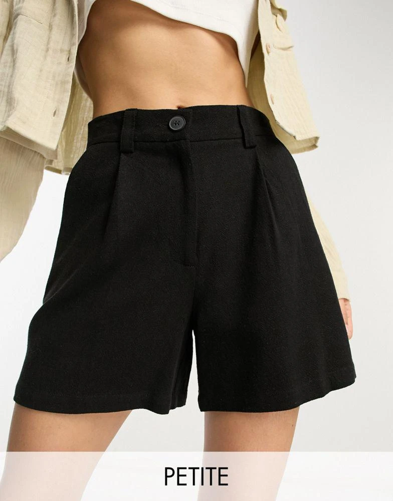 ASOS ASOS DESIGN Petite dad short with linen in black 1