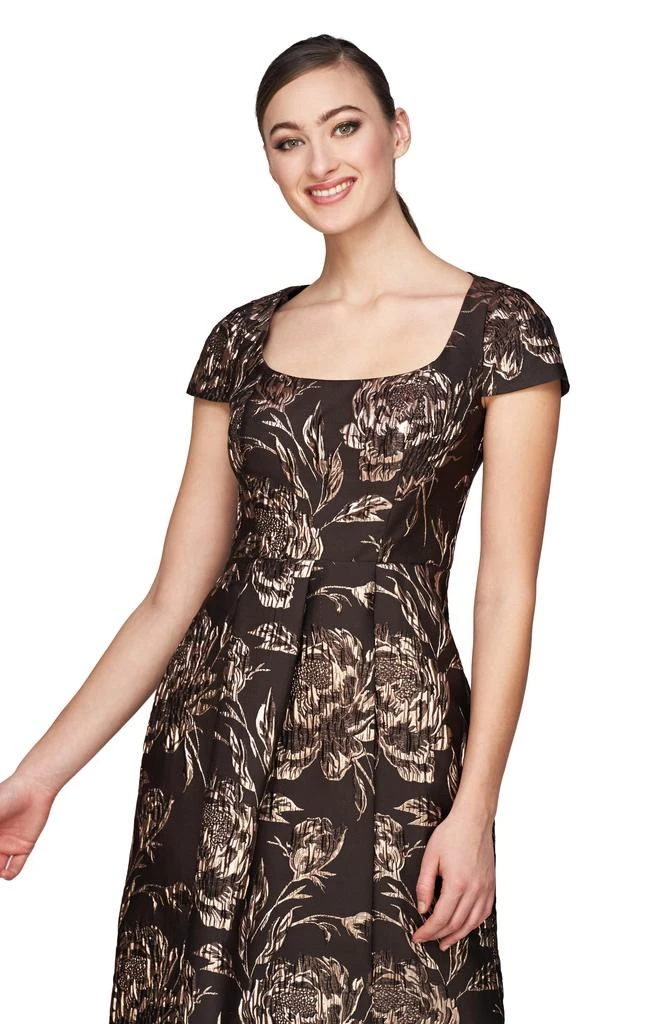 Kay Unger Marjoire Metallic Jacquard Sheath Dress 4