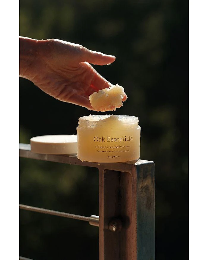 Oak Essentials Perfecting Body Scrub 7.1 oz. 4