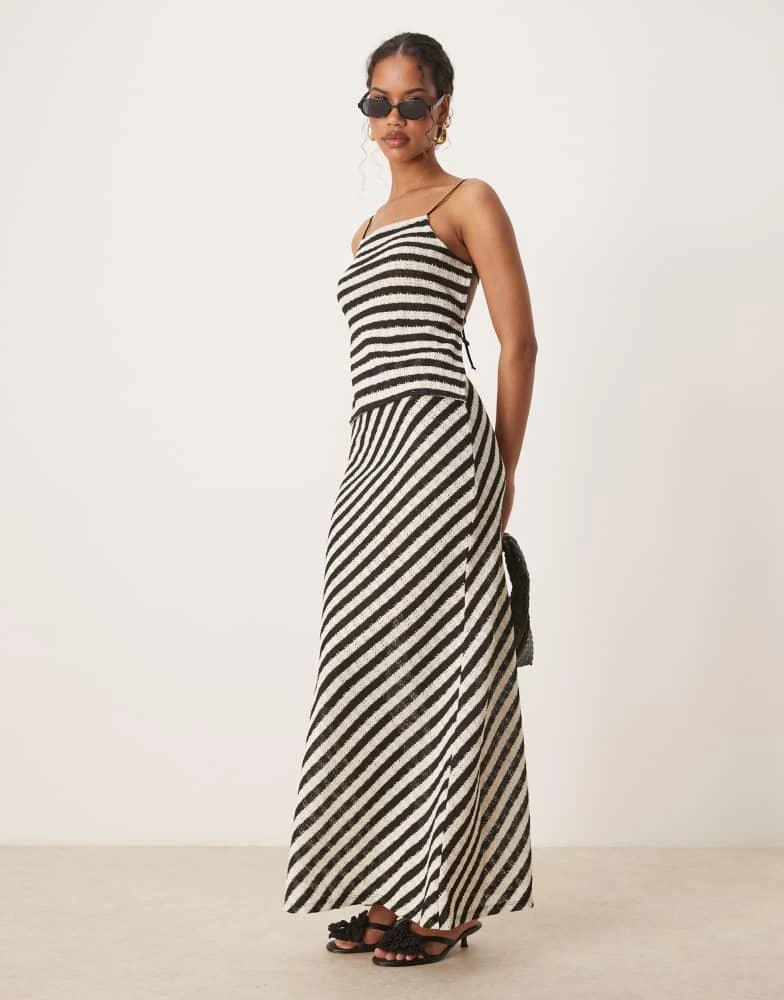 Mango Mango straight fit striped fine knit maxi skirt in black - Dresses &  Skirts - BeyondStyle