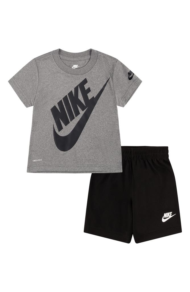 NIKE Kids
 Futura Graphic Tee 
Shorts