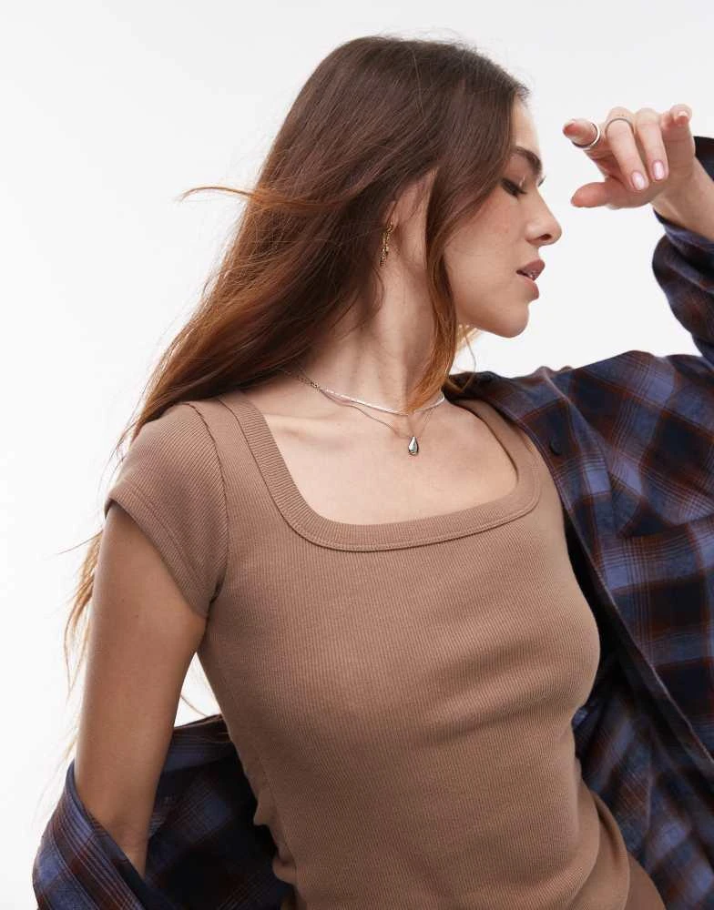 Topshop Topshop square neck rib cap sleeve tee in fudge brown