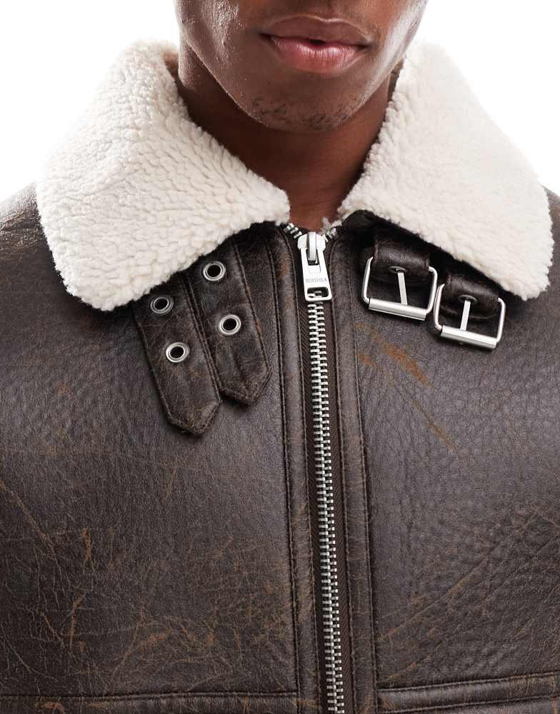 Bershka faux leather washed jacket with shearling in brown – On