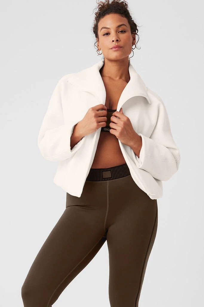 Alo Technical Form Jacket - Ivory 5