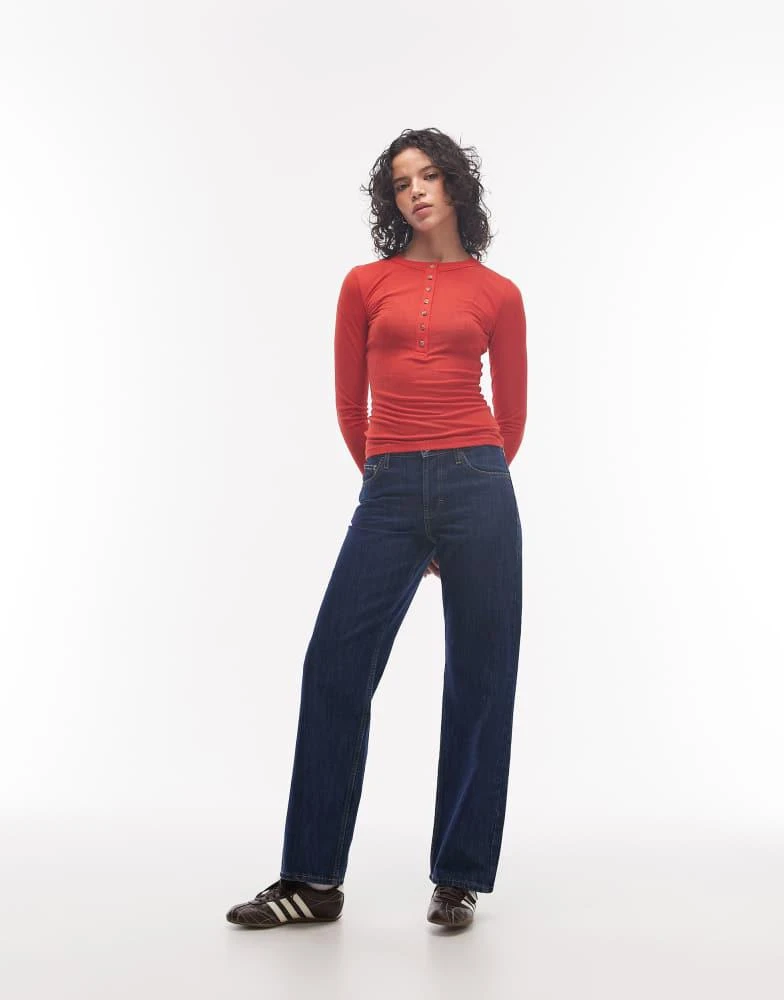 ASOS ASOS DESIGN long sleeve with button top in red 2