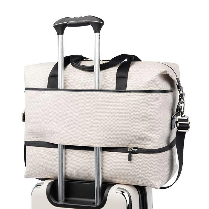Travelpro Travelpro® x Travel + Leisure® Drop-Bottom Weekender Bag 8