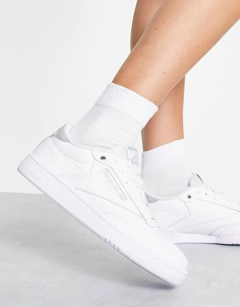 Reebok Reebok club C trainers in white and silver 3