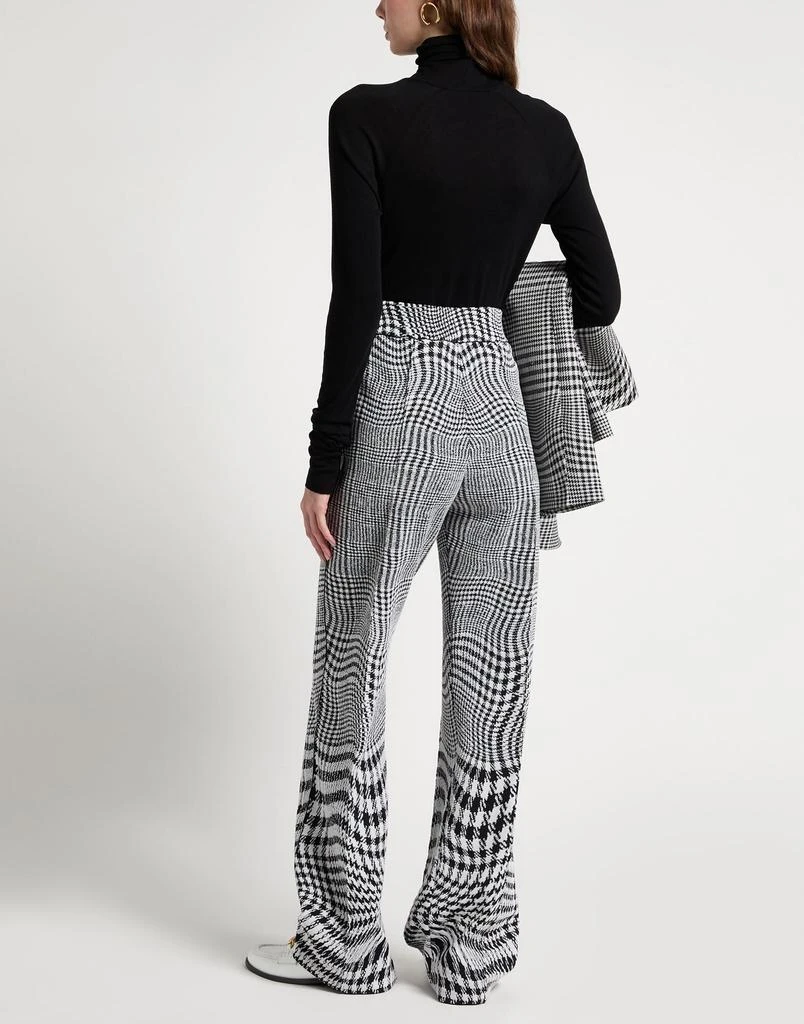 Burberry Casual pants 4