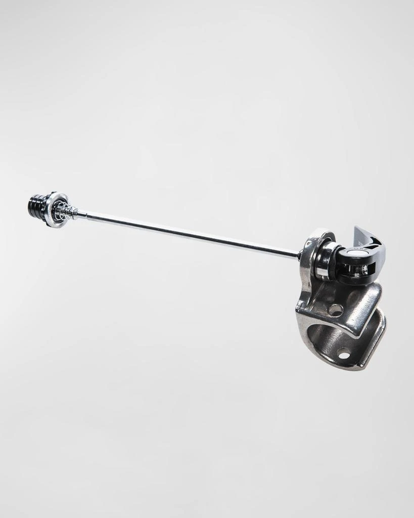 Thule Kid's Axle Mount EZHitch Cup With Quick Release Skewer 1