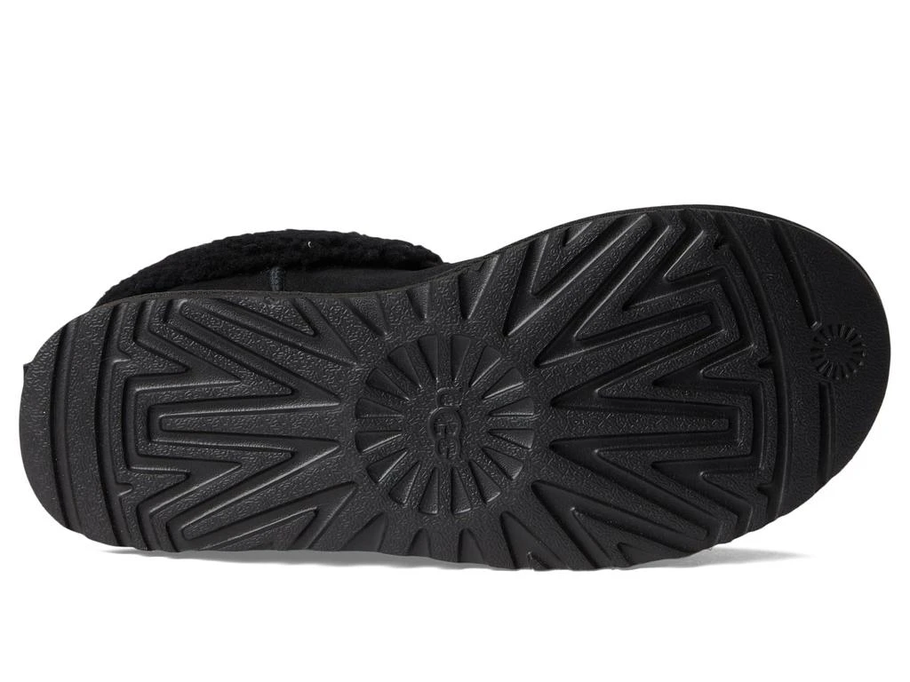 UGG Classic Ultra Mini Maxi Curly 3