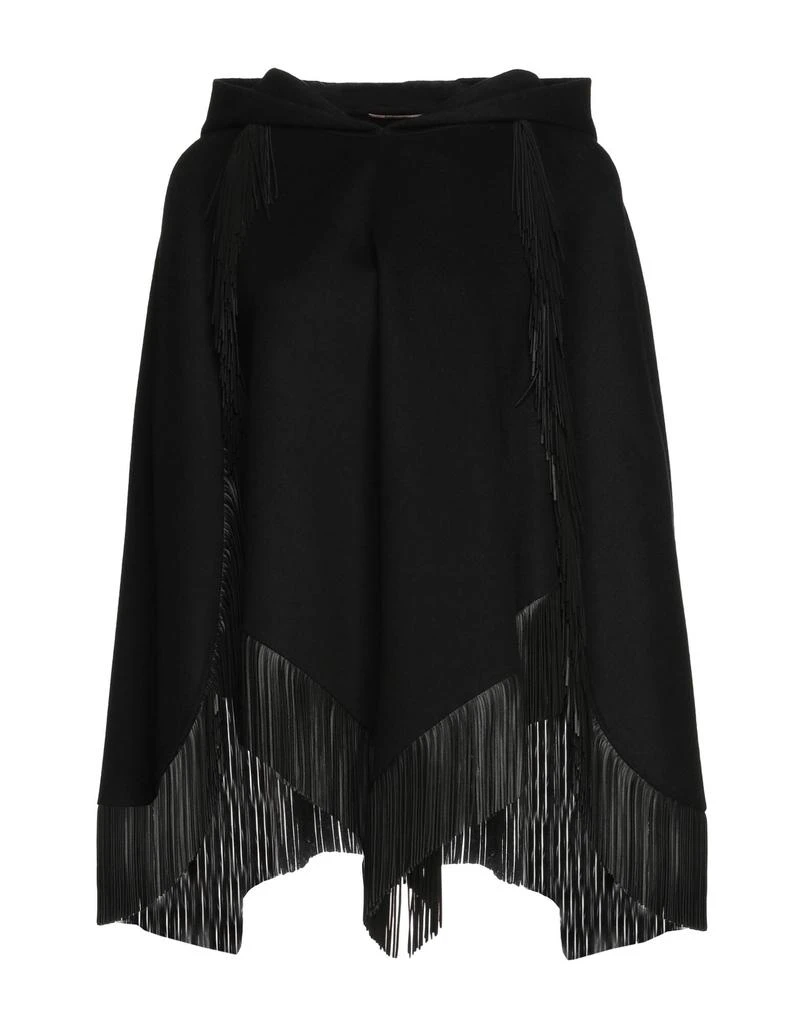 Yves Saint Laurent Cape 1