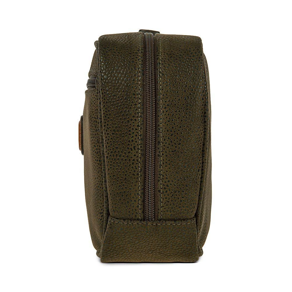 Bric
s Life Traditional Toiletry Kit 4