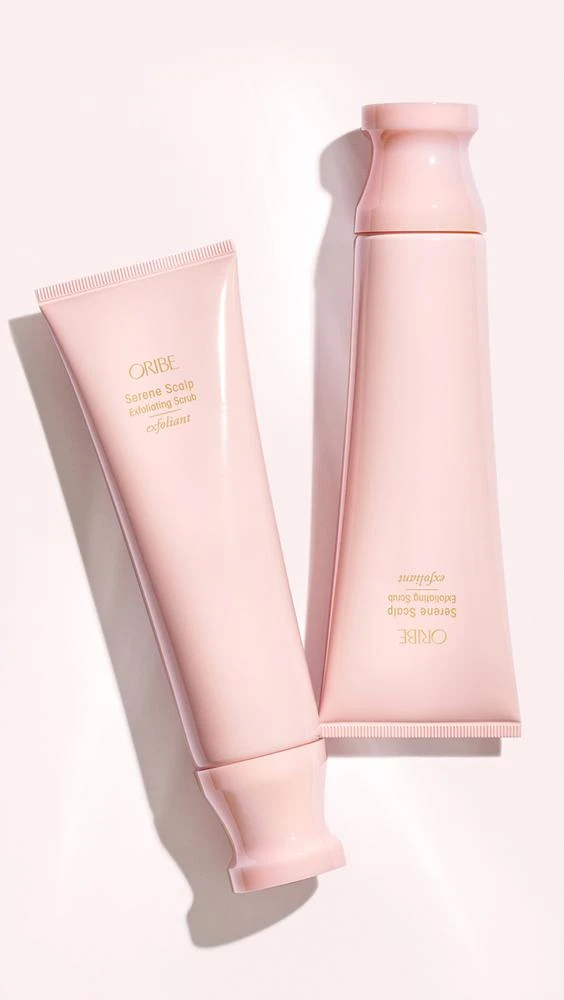 Oribe Serene Scalp Exfoliating Scrub 4