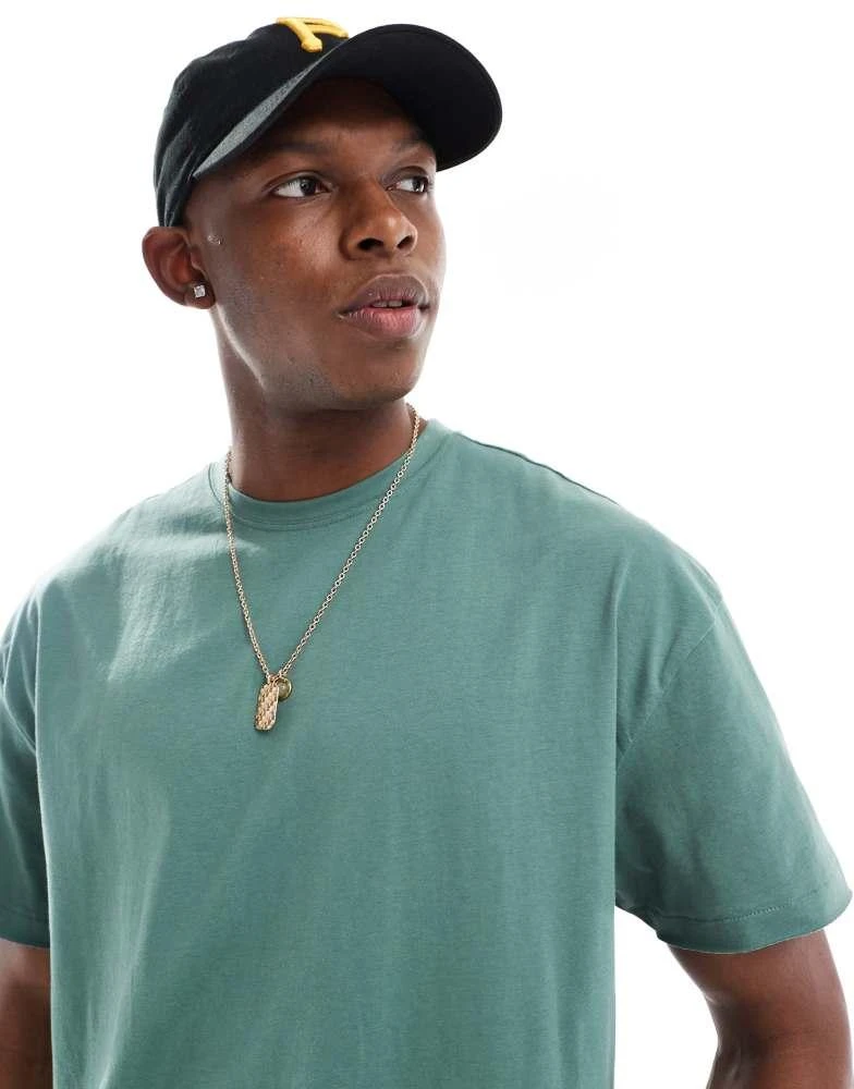 Threadbare Threadbare oversized heavyweight t-shirt in green 4