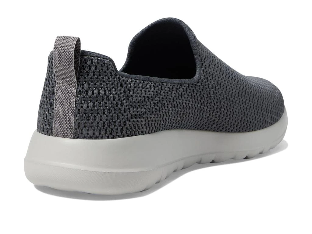 SKECHERS Go Walk Max 5